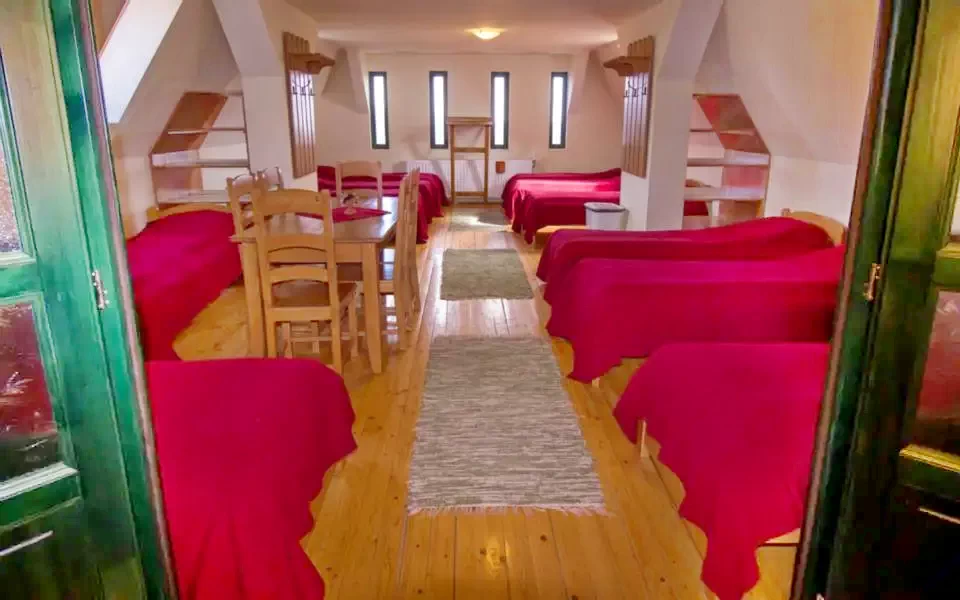 Madarasi Hargita Szállás | Motel (K0740-14) A kép szerzői jogvédelem alatt állhat. Javasolt a kapcsolatfelvétel a jog tulajdonossal.