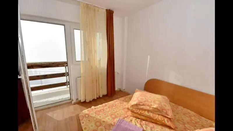 Statiunea Parâng-Petroșani Cazare | Camping / Popas turistic (K0683-47) Imaginea poate fi supusă drepturilor de autor. Se recomandă contactarea titularului drepturilor.