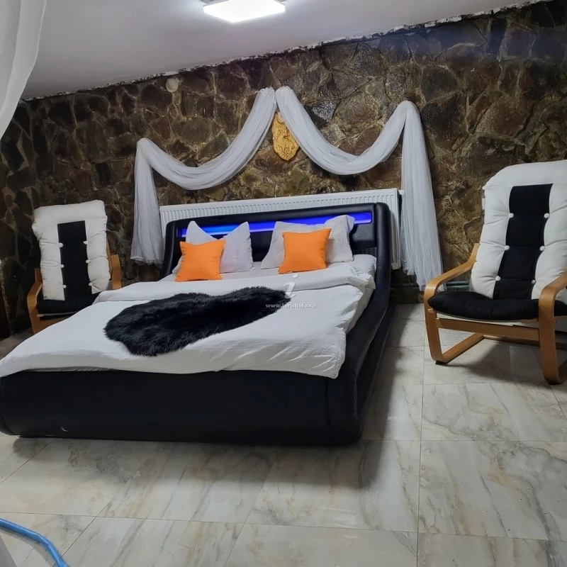 Statiunea Parâng-Petroșani Cazare | Hotel**** (K1423-10) Imaginea poate fi supusă drepturilor de autor. Se recomandă contactarea titularului drepturilor.