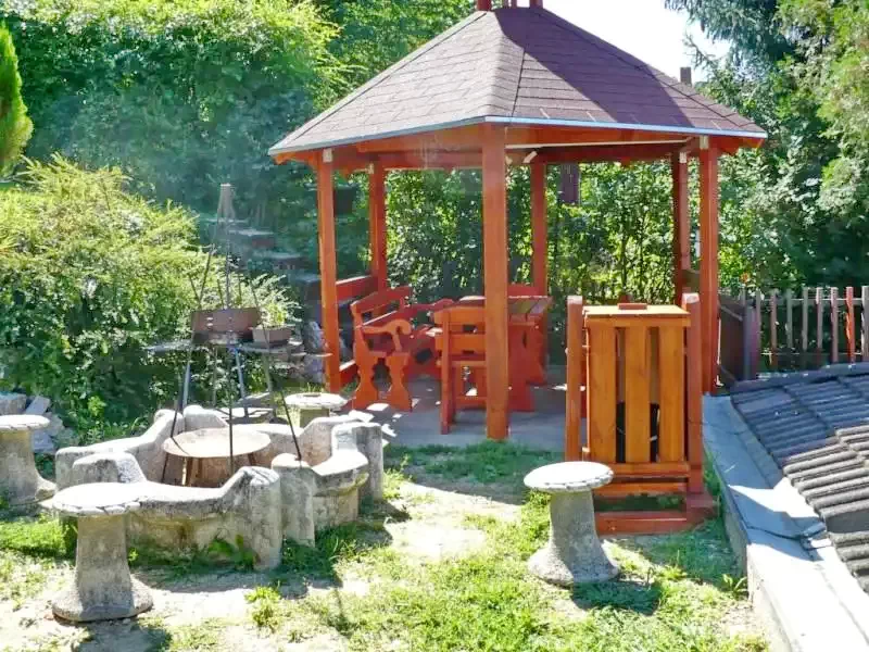 Mișcolț Cazare | Sat de vacanță (K0483-1) Imaginea poate fi supusă drepturilor de autor. Se recomandă contactarea titularului drepturilor.