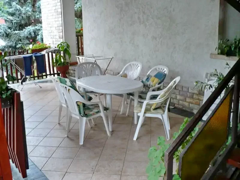 Mișcolț Cazare | Sat de vacanță (K0483-16) Imaginea poate fi supusă drepturilor de autor. Se recomandă contactarea titularului drepturilor.