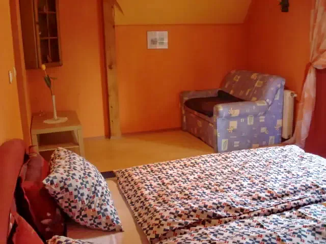 Mișcolț Cazare | Sat de vacanță (K0655-16) Imaginea poate fi supusă drepturilor de autor. Se recomandă contactarea titularului drepturilor.