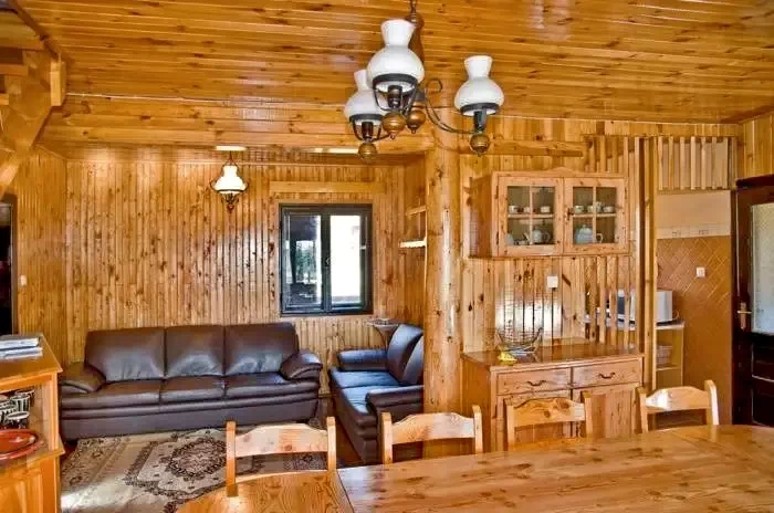 Ivó Szállás | Üdülőfalu (K1284-3) A kép szerzői jogvédelem alatt állhat. Javasolt a kapcsolatfelvétel a jog tulajdonossal.