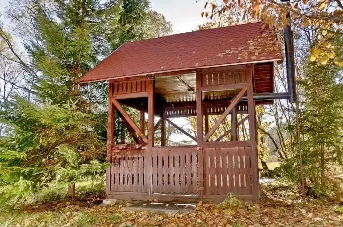 Izvoare Cazare | Sat de vacanță (K1284-30) Imaginea poate fi supusă drepturilor de autor. Se recomandă contactarea titularului drepturilor.