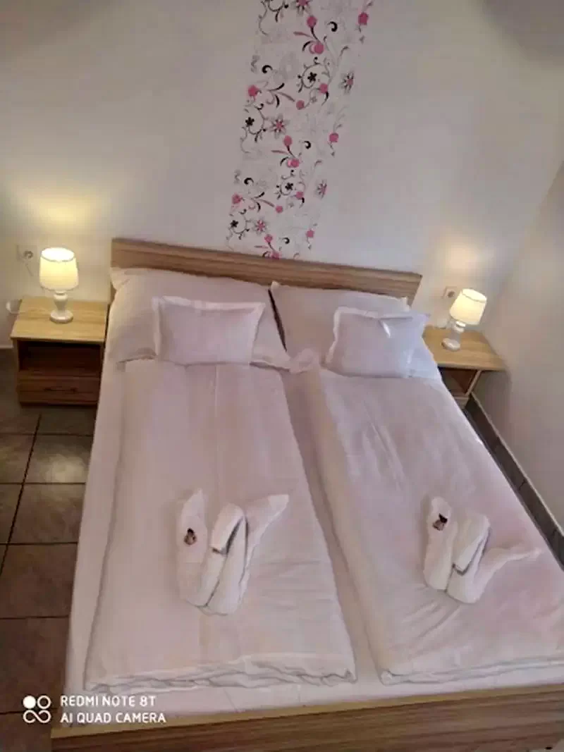 Hajdúszoboszló Szállás | Üdülőfalu (K0290-24) A kép szerzői jogvédelem alatt állhat. Javasolt a kapcsolatfelvétel a jog tulajdonossal.