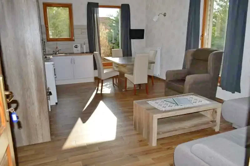  Cazare | Hotel**** (K0968-3) Imaginea poate fi supusă drepturilor de autor. Se recomandă contactarea titularului drepturilor.