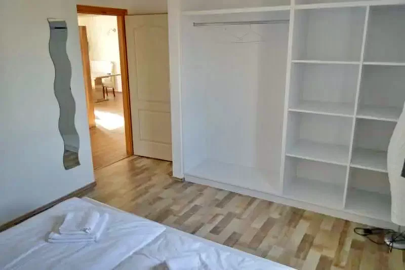  Cazare | Hotel**** (K0968-8) Imaginea poate fi supusă drepturilor de autor. Se recomandă contactarea titularului drepturilor.