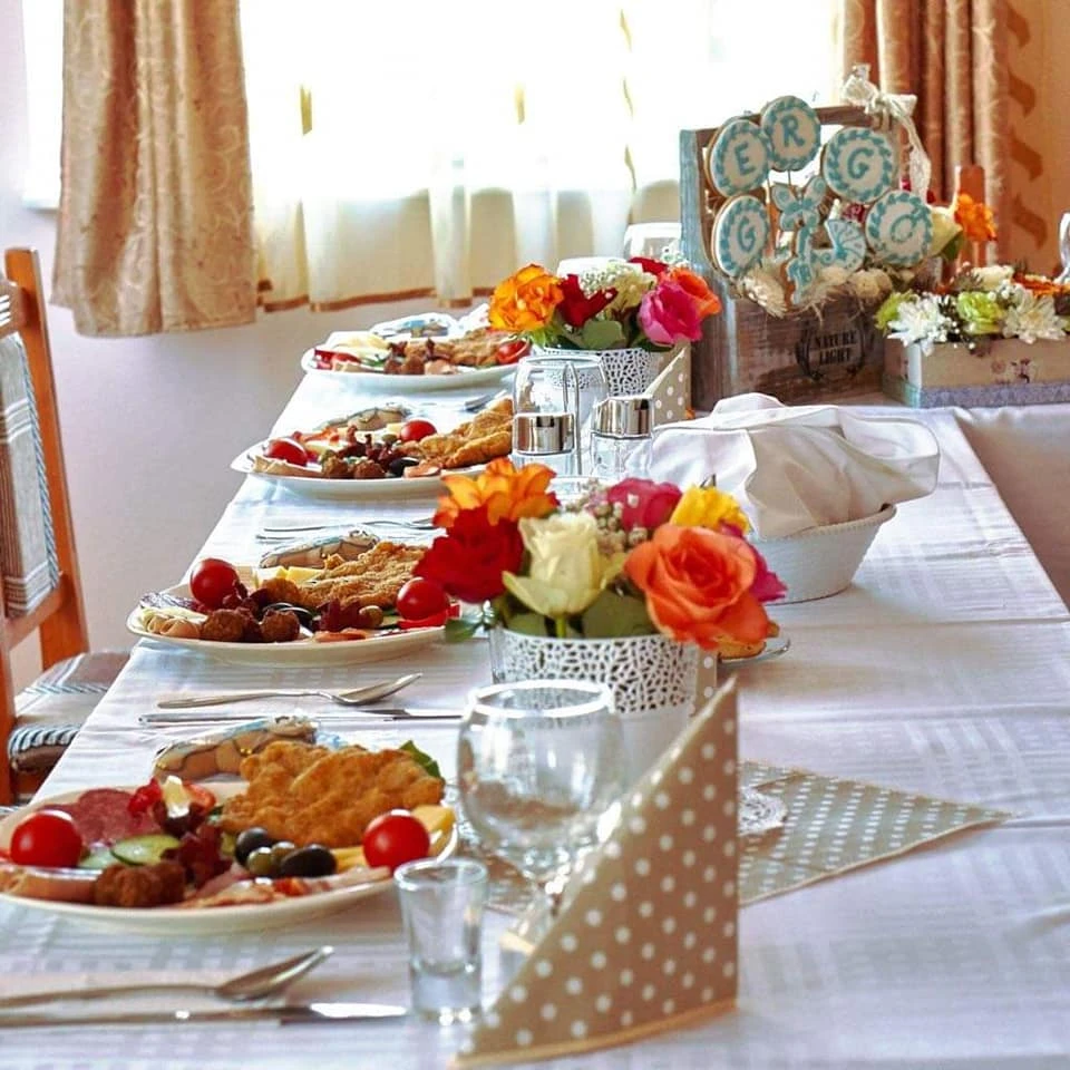 Szállás Morăreni - Pensiunea Ersa | Nyikómalomfalva - Ersa Panzió. A kép szerzői jogvédelem alatt állhat. Javasolt a kapcsolatfelvétel a jog tulajdonossal.