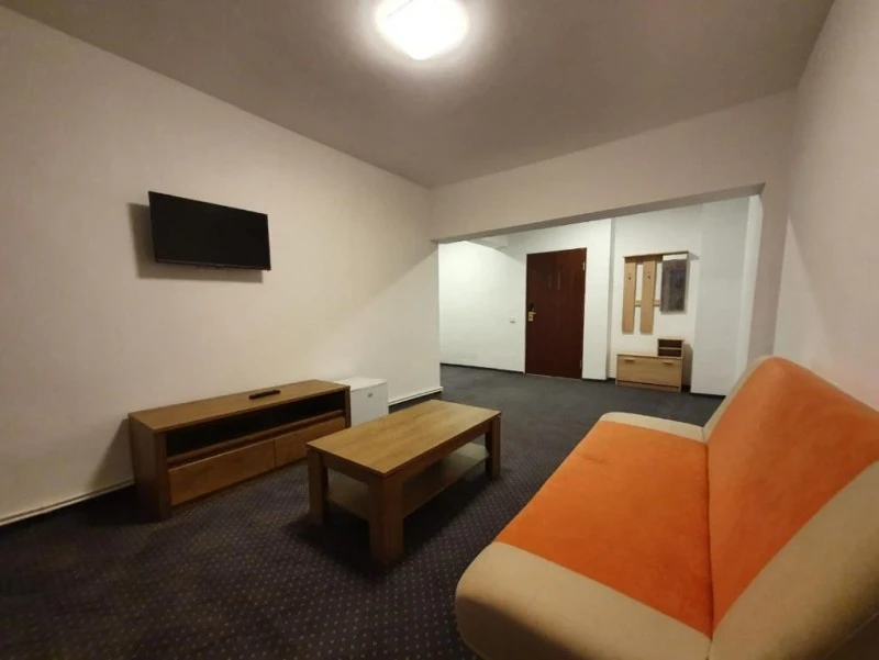 Petroșani Cazare | Hotel*** (K1580-8) Imaginea poate fi supusă drepturilor de autor. Se recomandă contactarea titularului drepturilor. Petroșani Cazare | Hotel*** (K1580-8) Imaginea poate fi supusă drepturilor de autor. Se recomandă contactarea titularului drepturilor.