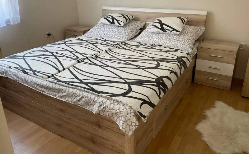  Cazare | Apartament (K0839-8) Imaginea poate fi supusă drepturilor de autor. Se recomandă contactarea titularului drepturilor.