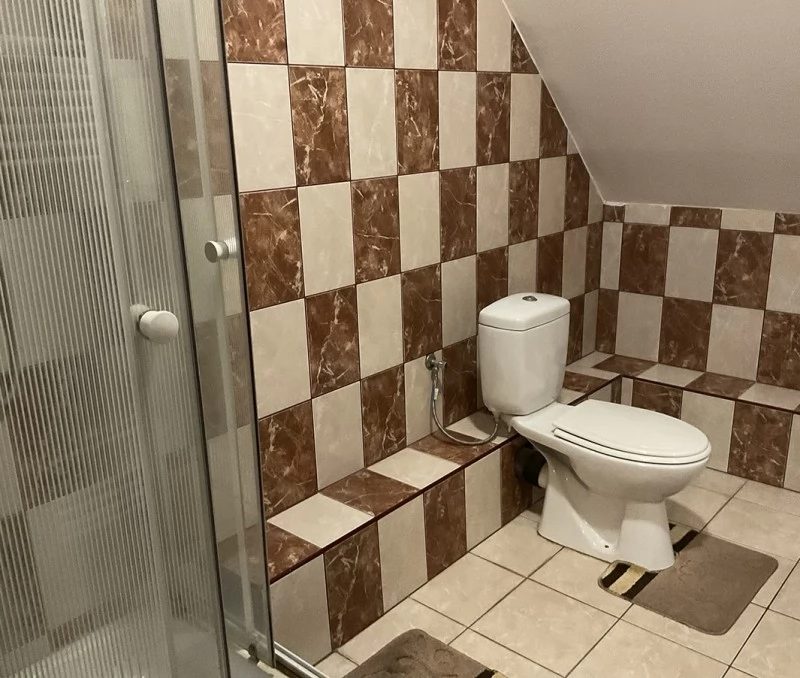  Cazare | Bungalow (K0839-11) Imaginea poate fi supusă drepturilor de autor. Se recomandă contactarea titularului drepturilor.