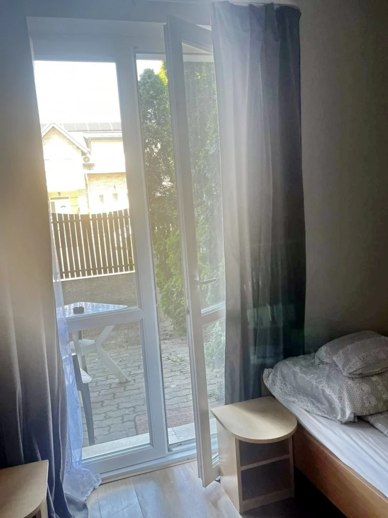  Cazare | Motel (K0021-20) Imaginea poate fi supusă drepturilor de autor. Se recomandă contactarea titularului drepturilor.