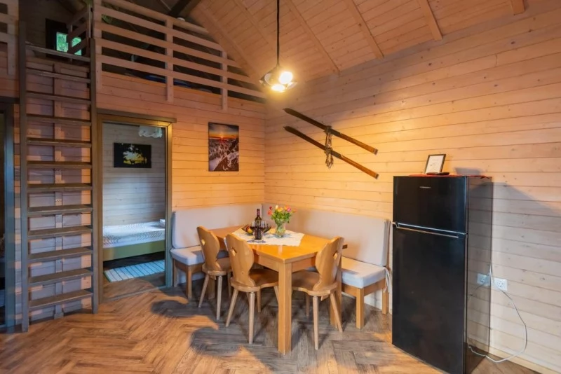 Harghita Madaras Cazare | Cabană (K1499-5) Imaginea poate fi supusă drepturilor de autor. Se recomandă contactarea titularului drepturilor. Harghita Madaras Cazare | Cabană (K1499-5) Imaginea poate fi supusă drepturilor de autor. Se recomandă contactarea titularului drepturilor.