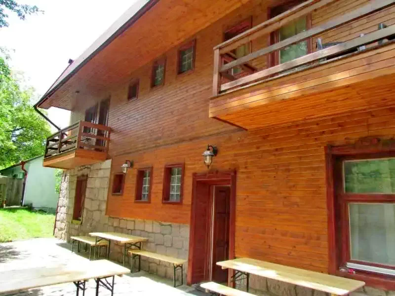 Tusnádfürdő Szállás | Motel (K0684-8) A kép szerzői jogvédelem alatt állhat. Javasolt a kapcsolatfelvétel a jog tulajdonossal.