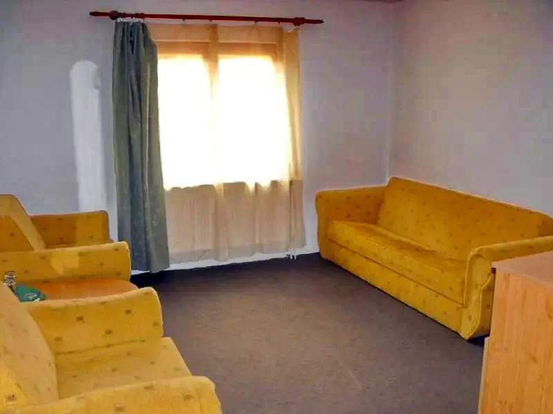 Băile Tușnad Cazare | Motel (K0684-12) Imaginea poate fi supusă drepturilor de autor. Se recomandă contactarea titularului drepturilor.