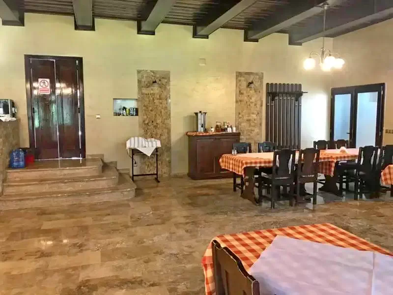 Albac Cazare | Motel (K0030-16) Imaginea poate fi supusă drepturilor de autor. Se recomandă contactarea titularului drepturilor.