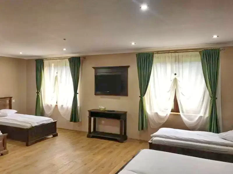 Fehérvölgy Szállás | Motel (K0030-27) A kép szerzői jogvédelem alatt állhat. Javasolt a kapcsolatfelvétel a jog tulajdonossal.