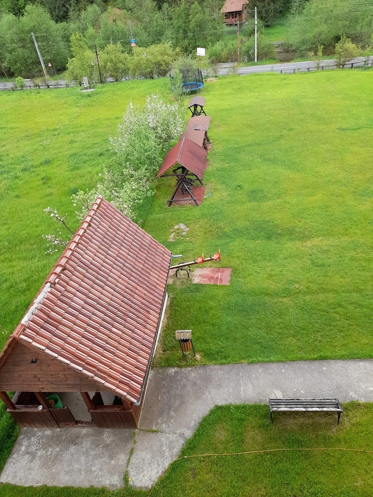 Albac Cazare | Motel (K0030-35) Imaginea poate fi supusă drepturilor de autor. Se recomandă contactarea titularului drepturilor.