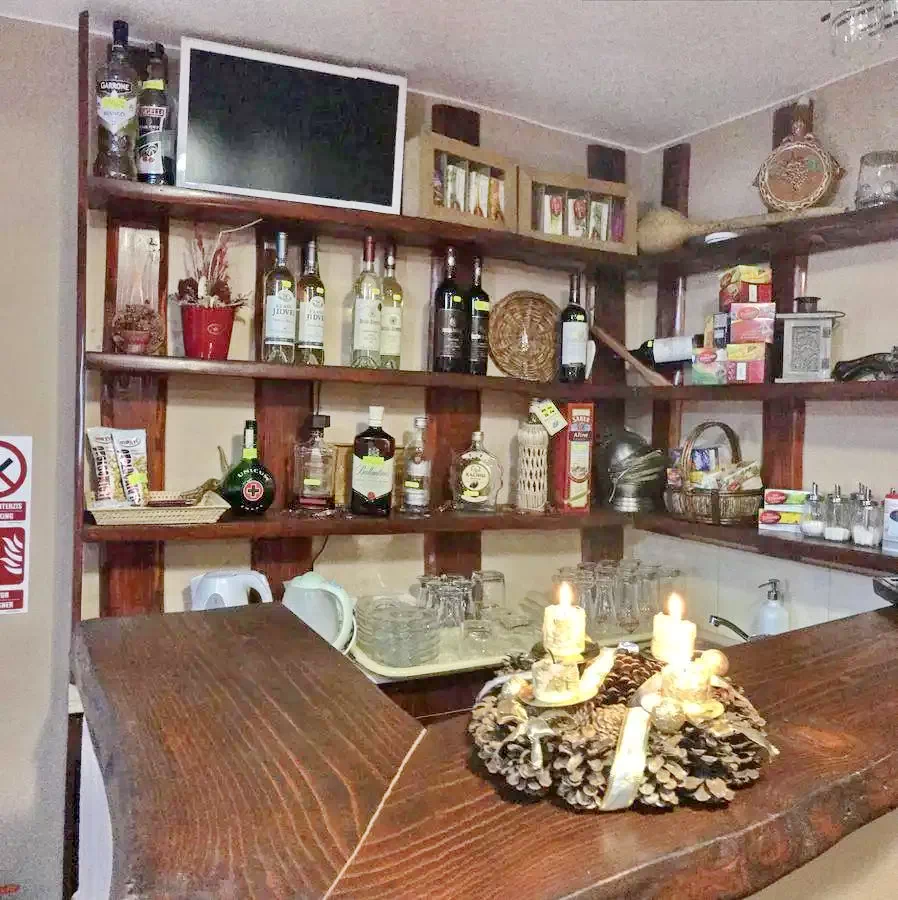 Borszék Szállás | Motel (K0038-4) A kép szerzői jogvédelem alatt állhat. Javasolt a kapcsolatfelvétel a jog tulajdonossal.