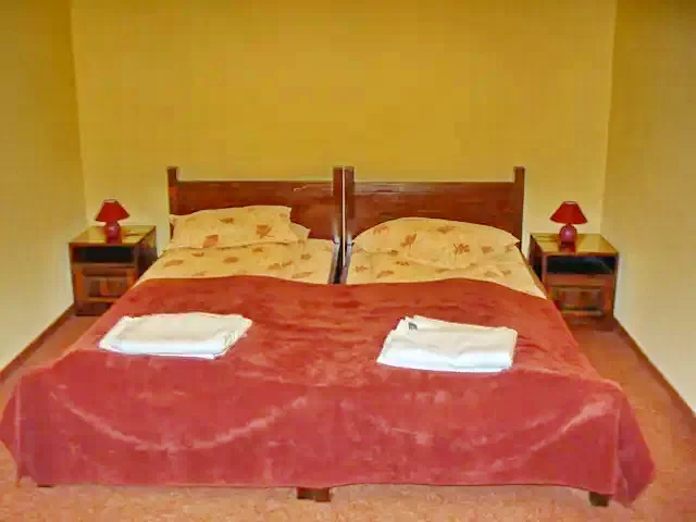 Borszék Szállás | Motel (K0673-6) A kép szerzői jogvédelem alatt állhat. Javasolt a kapcsolatfelvétel a jog tulajdonossal.