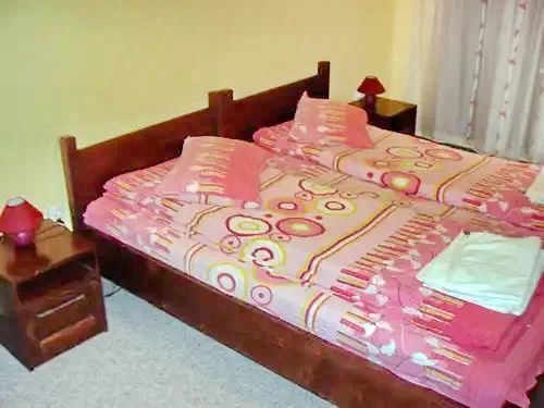 Borszék Szállás | Motel (K0673-15) A kép szerzői jogvédelem alatt állhat. Javasolt a kapcsolatfelvétel a jog tulajdonossal.