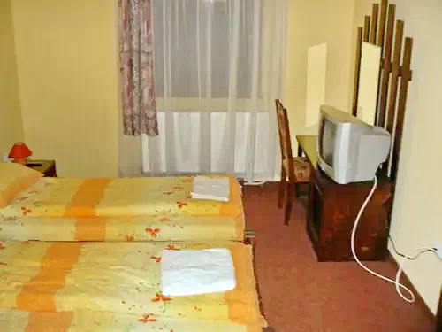 Borsec Cazare | Motel (K0673-18) Imaginea poate fi supusă drepturilor de autor. Se recomandă contactarea titularului drepturilor.