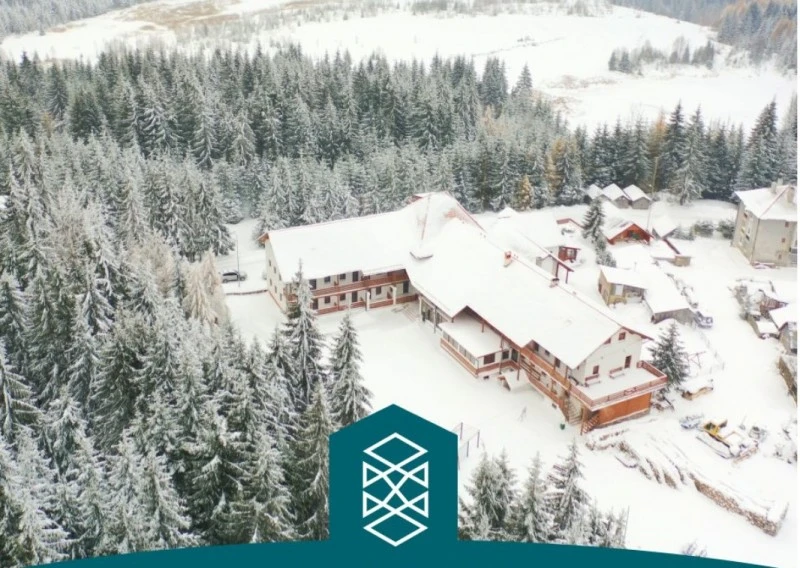 Harghita-Băi Cazare | Pensiune turistică (K1520-34) Imaginea poate fi supusă drepturilor de autor. Se recomandă contactarea titularului drepturilor.