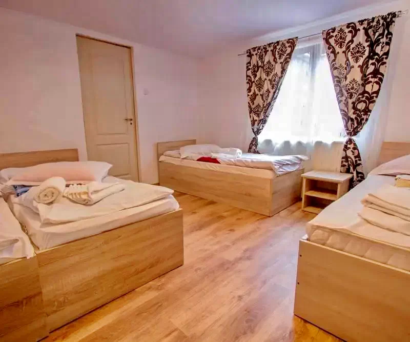 Törcsvár Szállás | Motel (K1189-9) A kép szerzői jogvédelem alatt állhat. Javasolt a kapcsolatfelvétel a jog tulajdonossal.