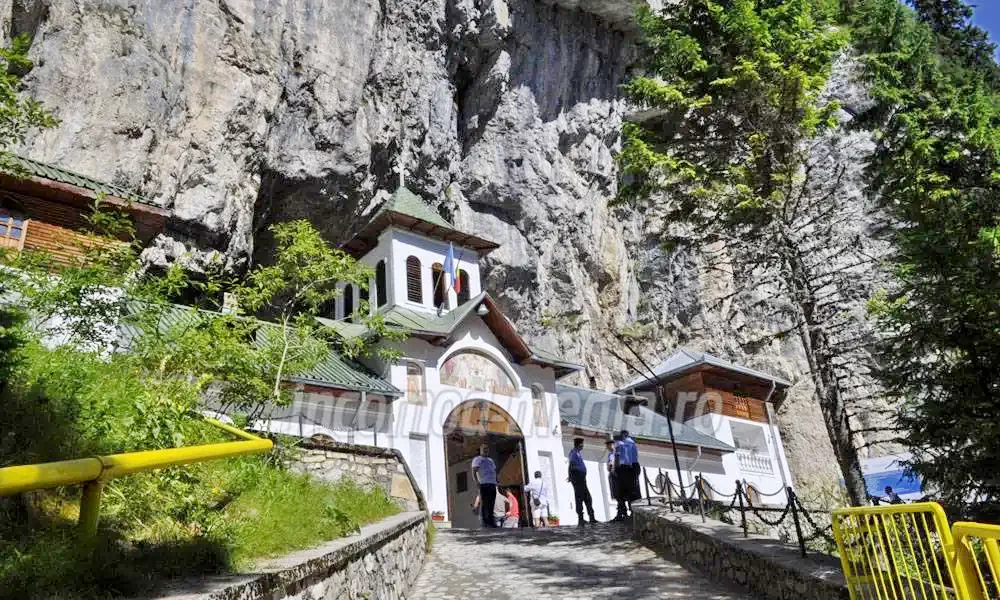 Bran Cazare | Motel (K1189-38) Imaginea poate fi supusă drepturilor de autor. Se recomandă contactarea titularului drepturilor.