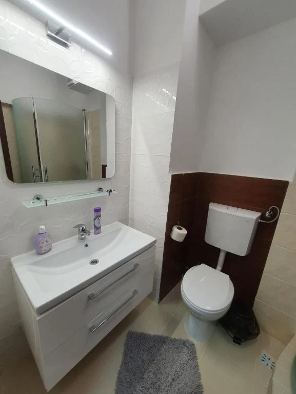 Petrozsény Szállás | Hotel*** (K1580-16) A kép szerzői jogvédelem alatt állhat. Javasolt a kapcsolatfelvétel a jog tulajdonossal.