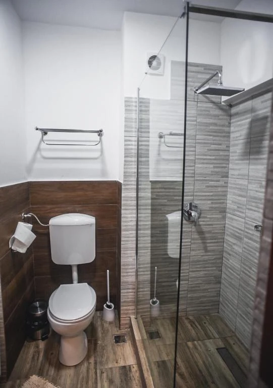 Petroșani Cazare | Hotel*** (K1580-30) Imaginea poate fi supusă drepturilor de autor. Se recomandă contactarea titularului drepturilor. Petroșani Cazare | Hotel*** (K1580-30) Imaginea poate fi supusă drepturilor de autor. Se recomandă contactarea titularului drepturilor.