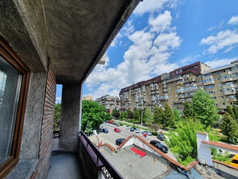 Petroșani Cazare | Pensiune turistică (K1580-32) Imaginea poate fi supusă drepturilor de autor. Se recomandă contactarea titularului drepturilor.