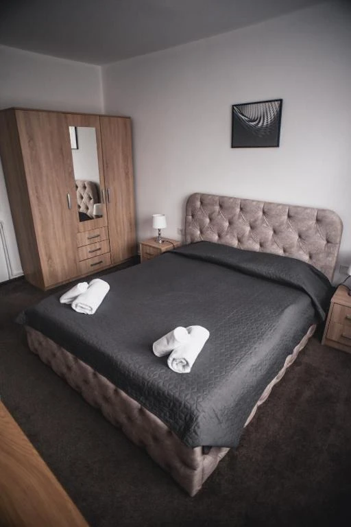 Petrozsény Szállás | Hotel*** (K1580-42) A kép szerzői jogvédelem alatt állhat. Javasolt a kapcsolatfelvétel a jog tulajdonossal.