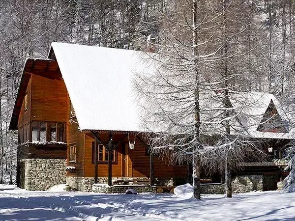 Stâna de Vale Cazare | Motel (K0143-52) Imaginea poate fi supusă drepturilor de autor. Se recomandă contactarea titularului drepturilor.