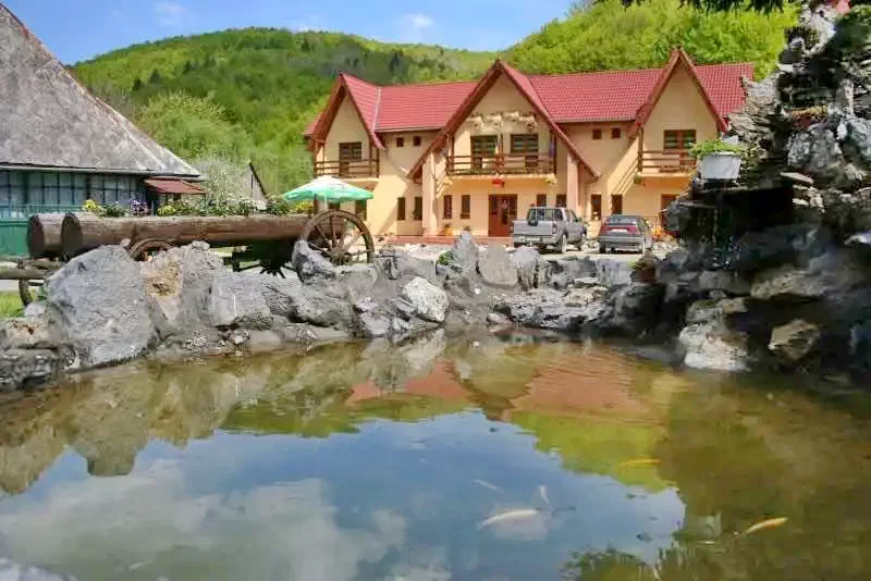 Răchițele Cazare | Motel (K0507-4) Imaginea poate fi supusă drepturilor de autor. Se recomandă contactarea titularului drepturilor.