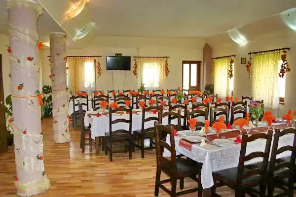 Răchițele Cazare | Motel (K0507-16) Imaginea poate fi supusă drepturilor de autor. Se recomandă contactarea titularului drepturilor.