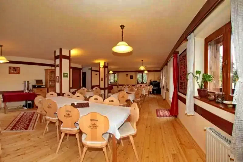 Hargitafürdő Szállás | Motel (K1206-1) A kép szerzői jogvédelem alatt állhat. Javasolt a kapcsolatfelvétel a jog tulajdonossal.