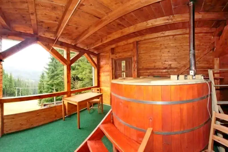 Hargitafürdő Szállás | Motel (K1206-3) A kép szerzői jogvédelem alatt állhat. Javasolt a kapcsolatfelvétel a jog tulajdonossal.