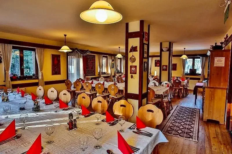 Hargitafürdő Szállás | Motel (K1206-19) A kép szerzői jogvédelem alatt állhat. Javasolt a kapcsolatfelvétel a jog tulajdonossal.