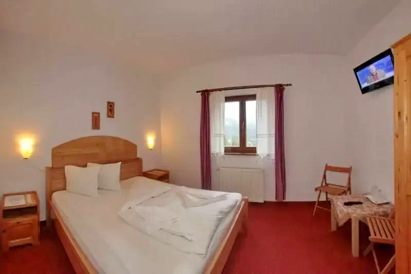 Harghita-Băi Cazare | Motel (K1206-30) Imaginea poate fi supusă drepturilor de autor. Se recomandă contactarea titularului drepturilor.