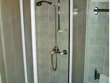  Cazare | Bungalow (K0926-10) Imaginea poate fi supusă drepturilor de autor. Se recomandă contactarea titularului drepturilor.