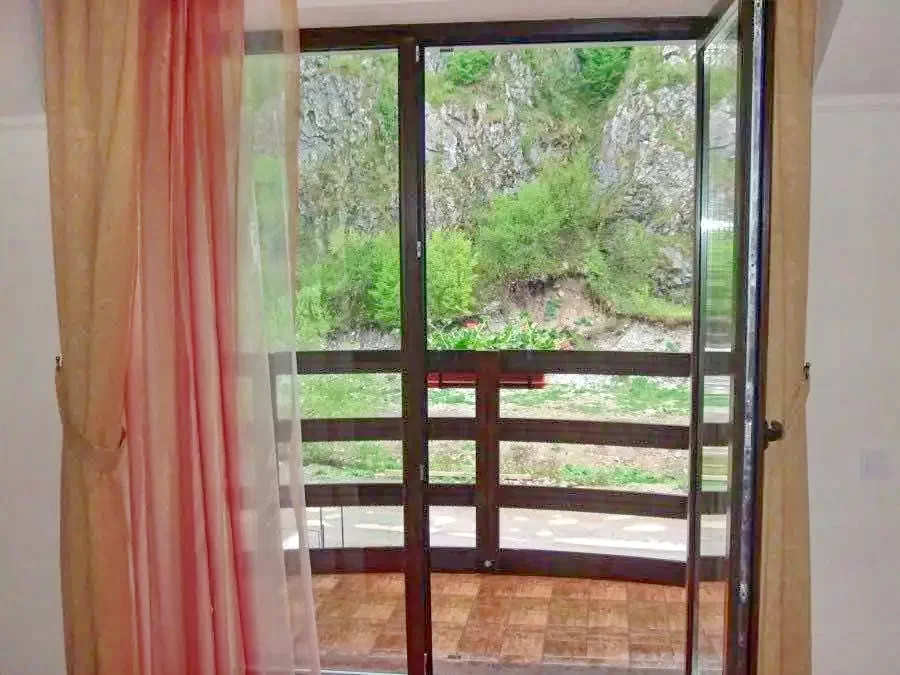 Remeți Cazare | Motel (K0865-24) Imaginea poate fi supusă drepturilor de autor. Se recomandă contactarea titularului drepturilor.