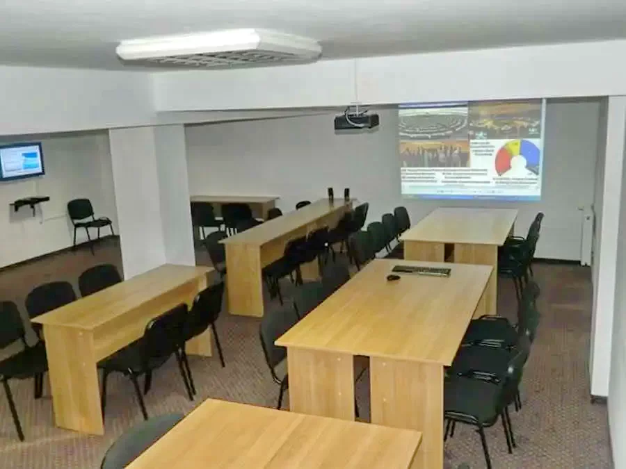 Remeți Cazare | Motel (K0865-26) Imaginea poate fi supusă drepturilor de autor. Se recomandă contactarea titularului drepturilor.