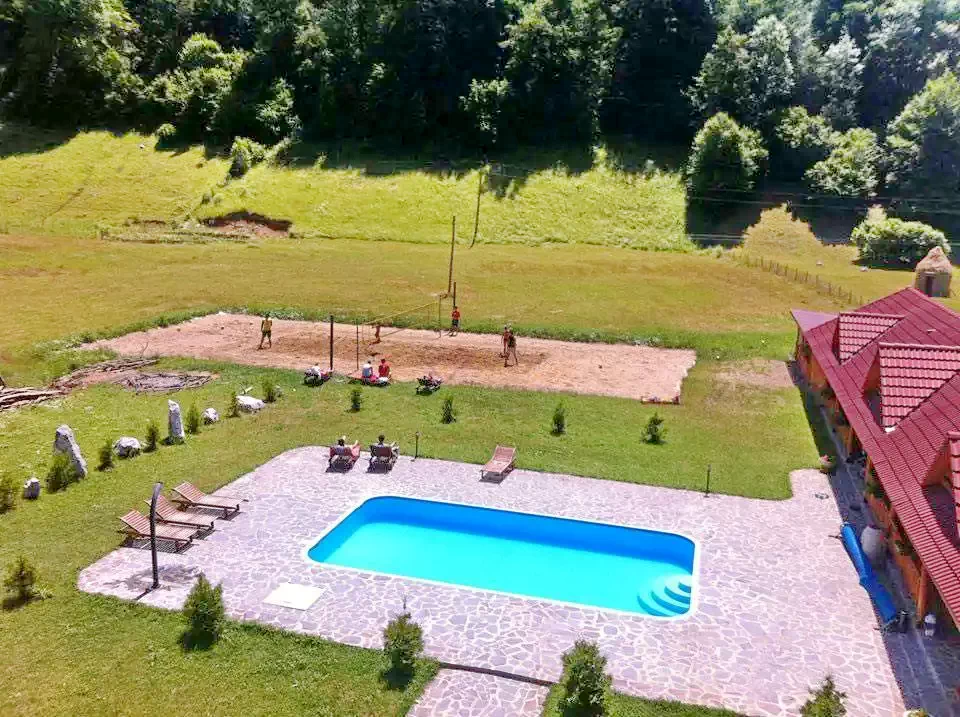 Remeți Cazare | Motel (K0865-32) Imaginea poate fi supusă drepturilor de autor. Se recomandă contactarea titularului drepturilor.