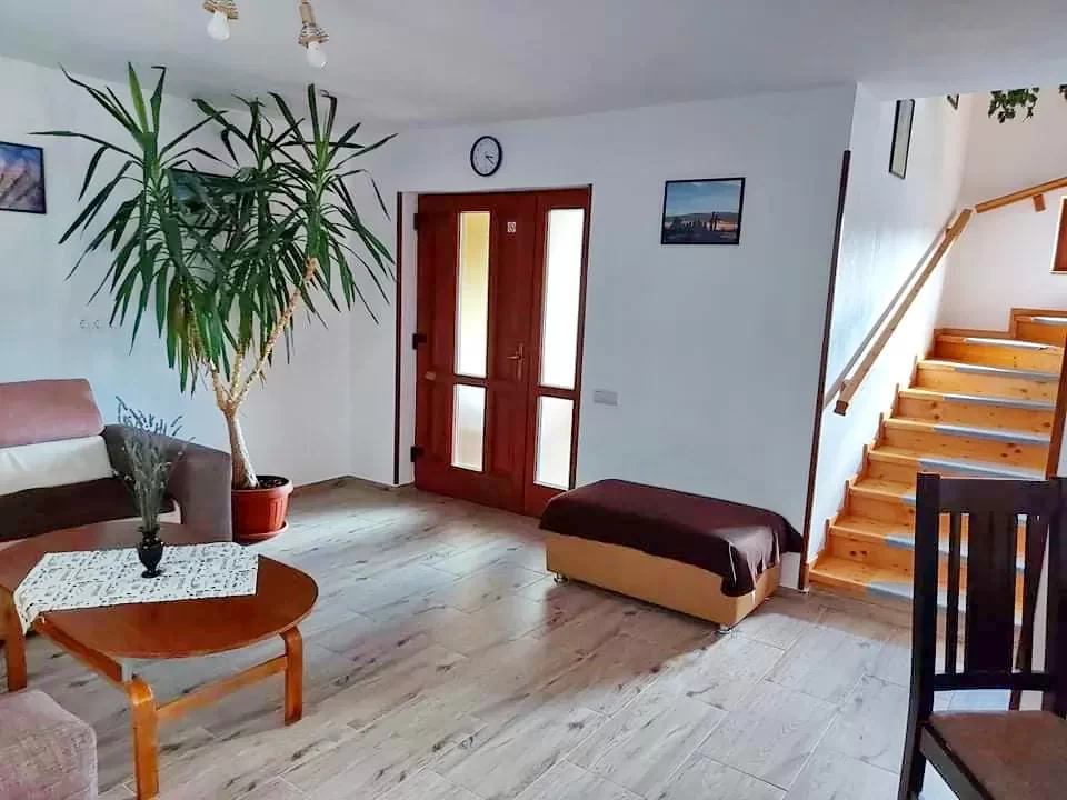 Harghita-Băi Cazare | Sat de vacanță (K1215-20) Imaginea poate fi supusă drepturilor de autor. Se recomandă contactarea titularului drepturilor.