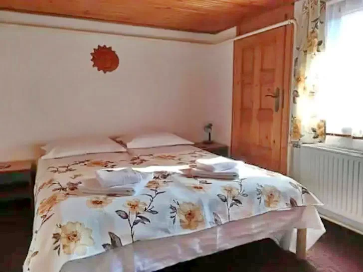 Harghita-Băi Cazare | Pensiune (K1241-4) Imaginea poate fi supusă drepturilor de autor. Se recomandă contactarea titularului drepturilor. Harghita-Băi Cazare | Pensiune (K1241-4) Imaginea poate fi supusă drepturilor de autor. Se recomandă contactarea titularului drepturilor.