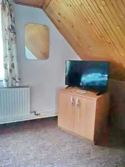 Hargitafürdő Szállás | Motel (K1241-10) A kép szerzői jogvédelem alatt állhat. Javasolt a kapcsolatfelvétel a jog tulajdonossal.