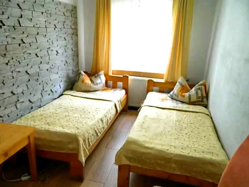 Aknasúgatag Szállás | Motel (K1007-22) A kép szerzői jogvédelem alatt állhat. Javasolt a kapcsolatfelvétel a jog tulajdonossal.