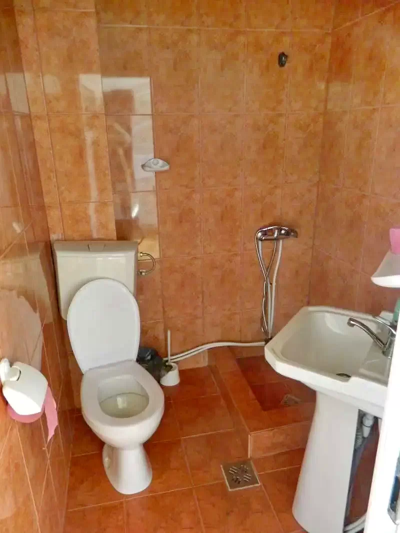 Ocna Șugatag Cazare | Motel (K1007-23) Imaginea poate fi supusă drepturilor de autor. Se recomandă contactarea titularului drepturilor.