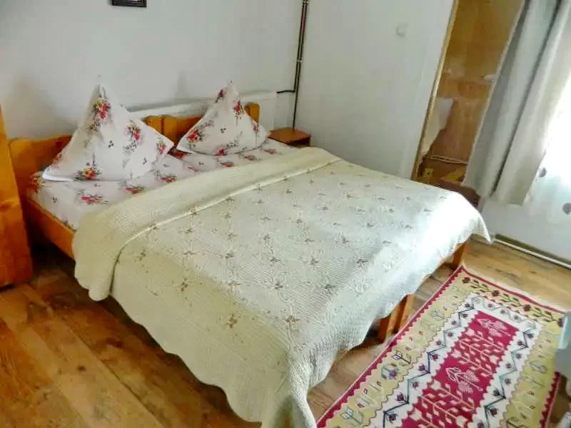 Ocna Șugatag Cazare | Motel (K1007-29) Imaginea poate fi supusă drepturilor de autor. Se recomandă contactarea titularului drepturilor.